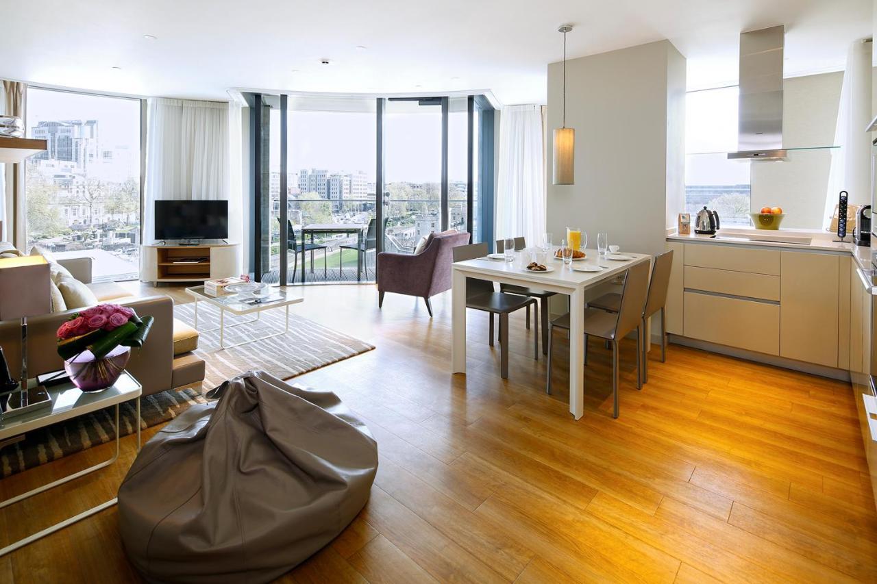 Cheval Three Quays At The Tower Of Londra